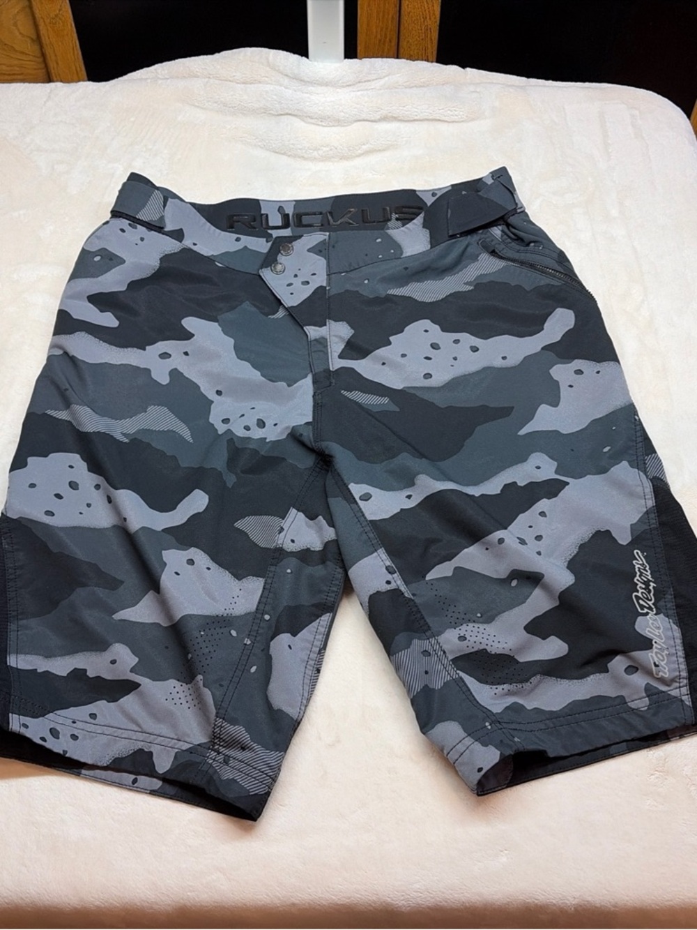 Troy Lee Designs Ruckus Shorts Camo Gray Sz 38